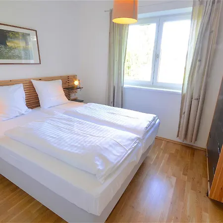 Lenny - By Alpen Apartment