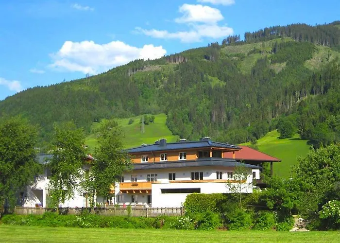 Lenny - By Alpen Apartmán Kaprun
